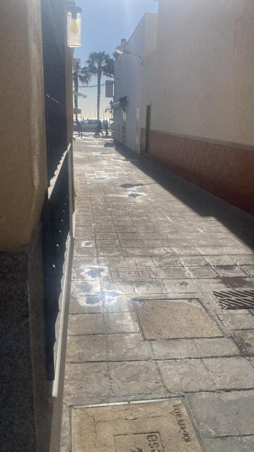 Apartamento Cubanito Primera Linea Bajondillo Torremolinos Exterior foto